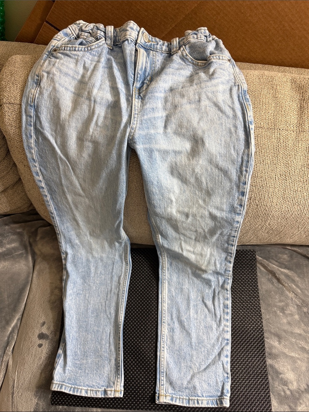 Light Wash Women’s Jeans - Classic High-Rise